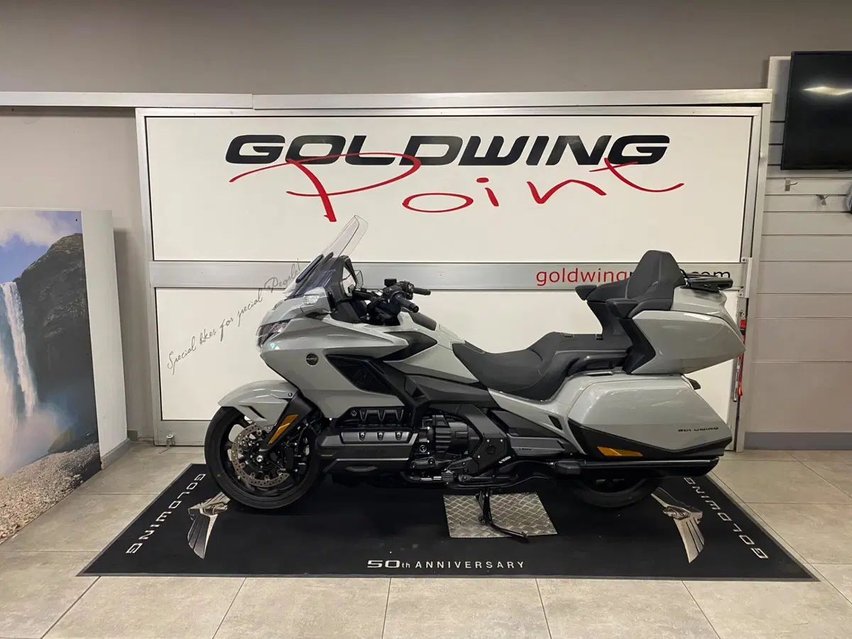 Honda GL 1800 Gold Wing Tour (2025 - 26) (5)