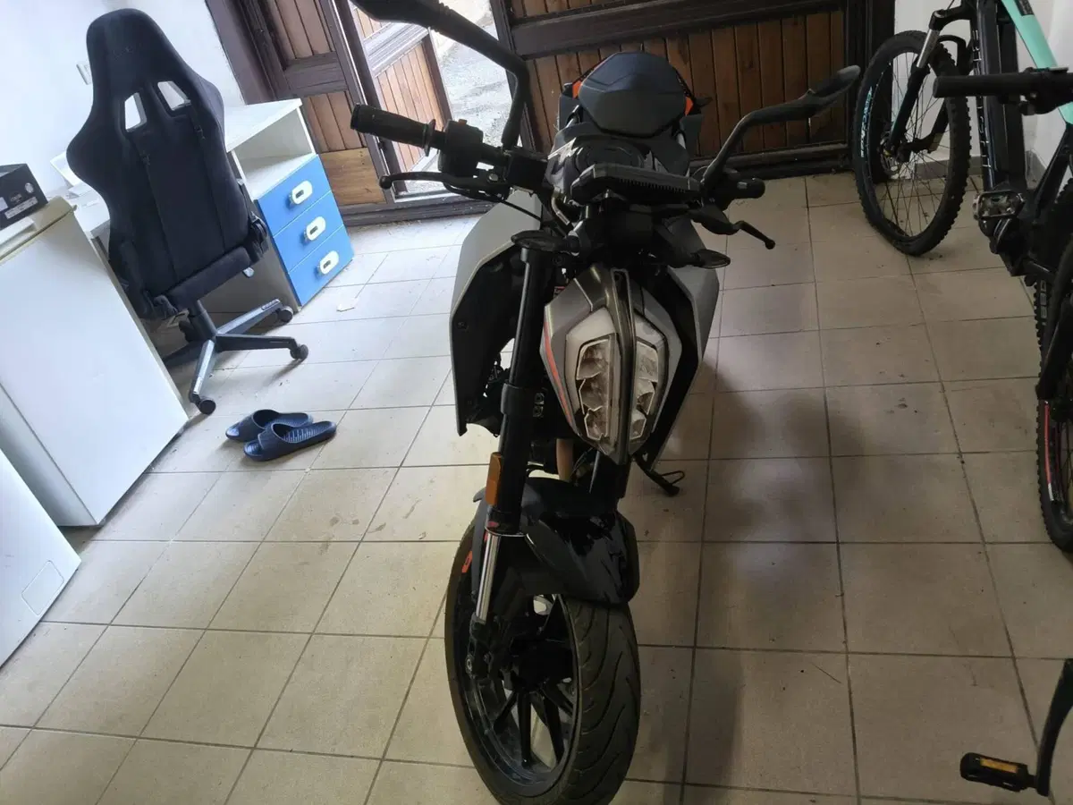 KTM 125 Duke (2021 - 23) (4)