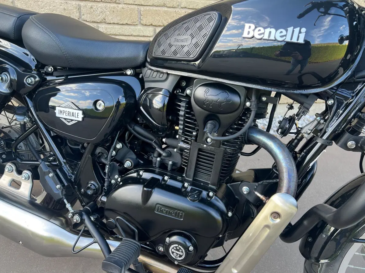 Benelli Imperiale 400 (2021 - 25) (2)