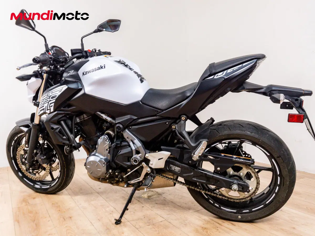 Kawasaki Z 650 (2020) (7)