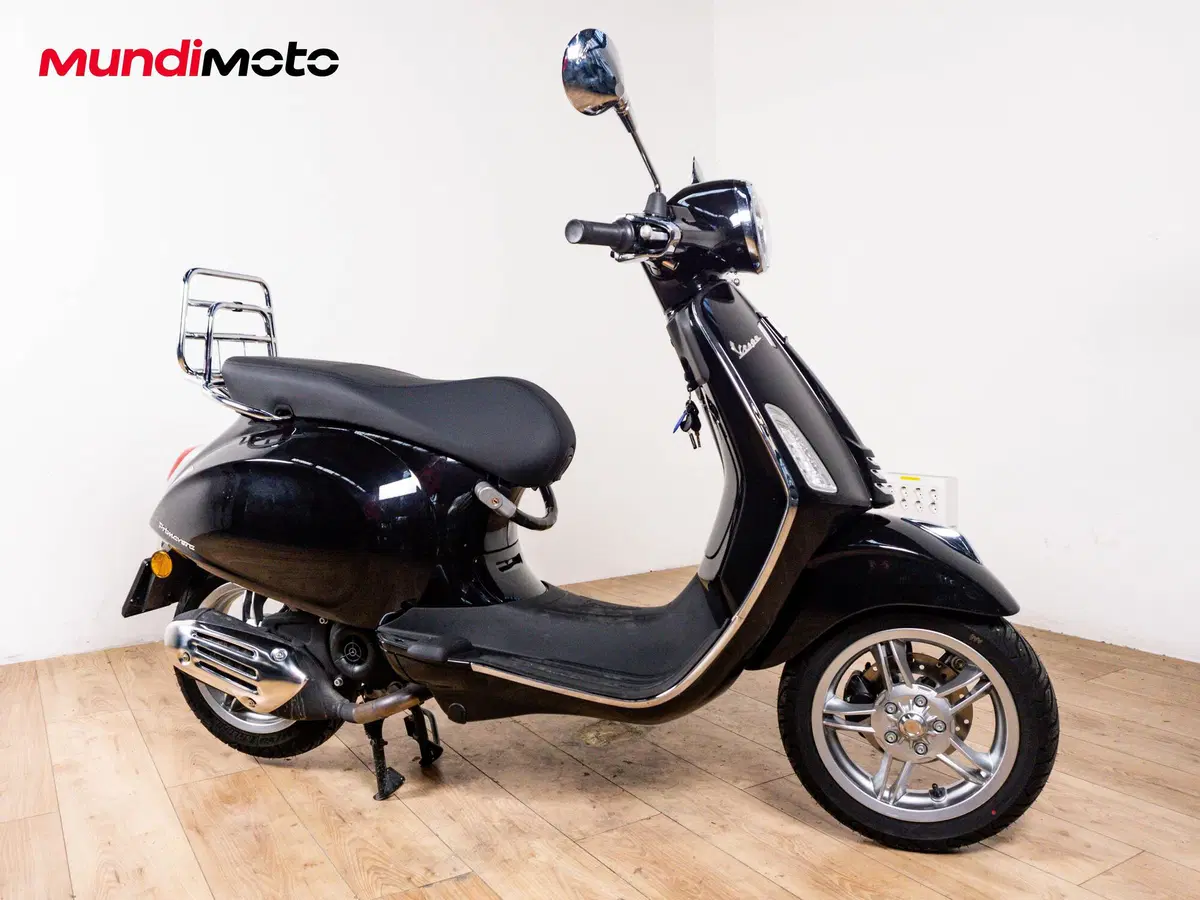 Vespa Primavera 50 (2026) (2)