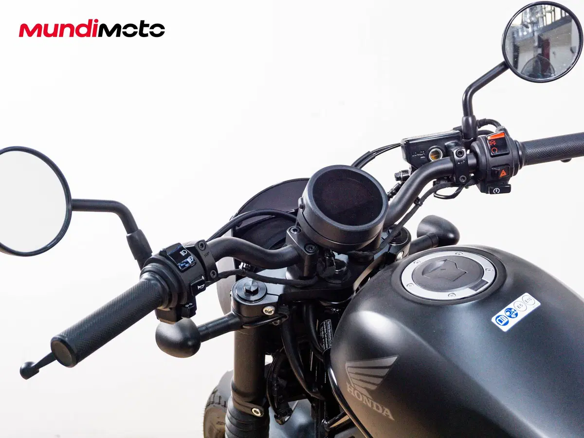 Honda CMX 500 Rebel (2027) (12)