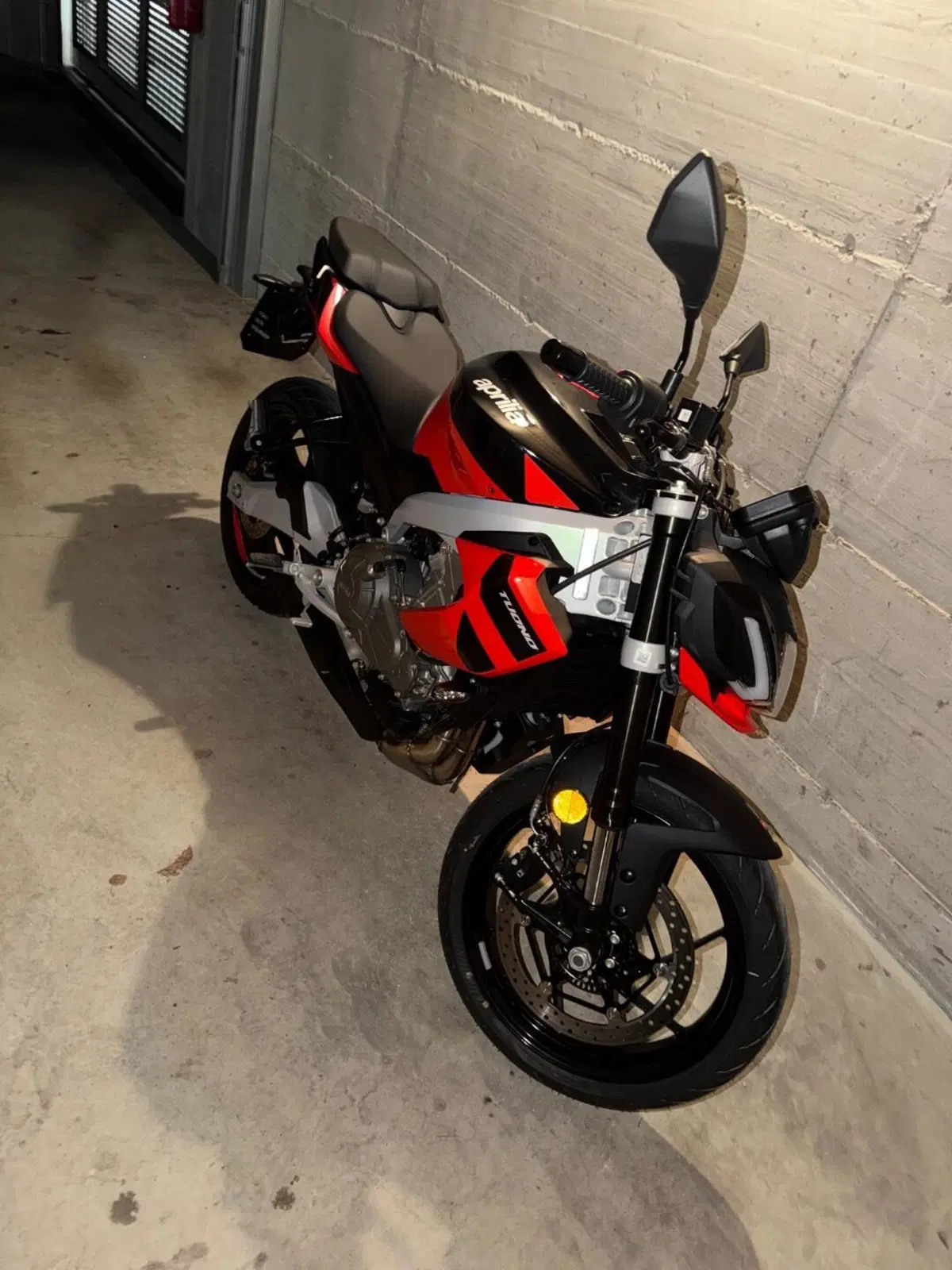 Aprilia Tuono 457 (2025 - 26) (2)