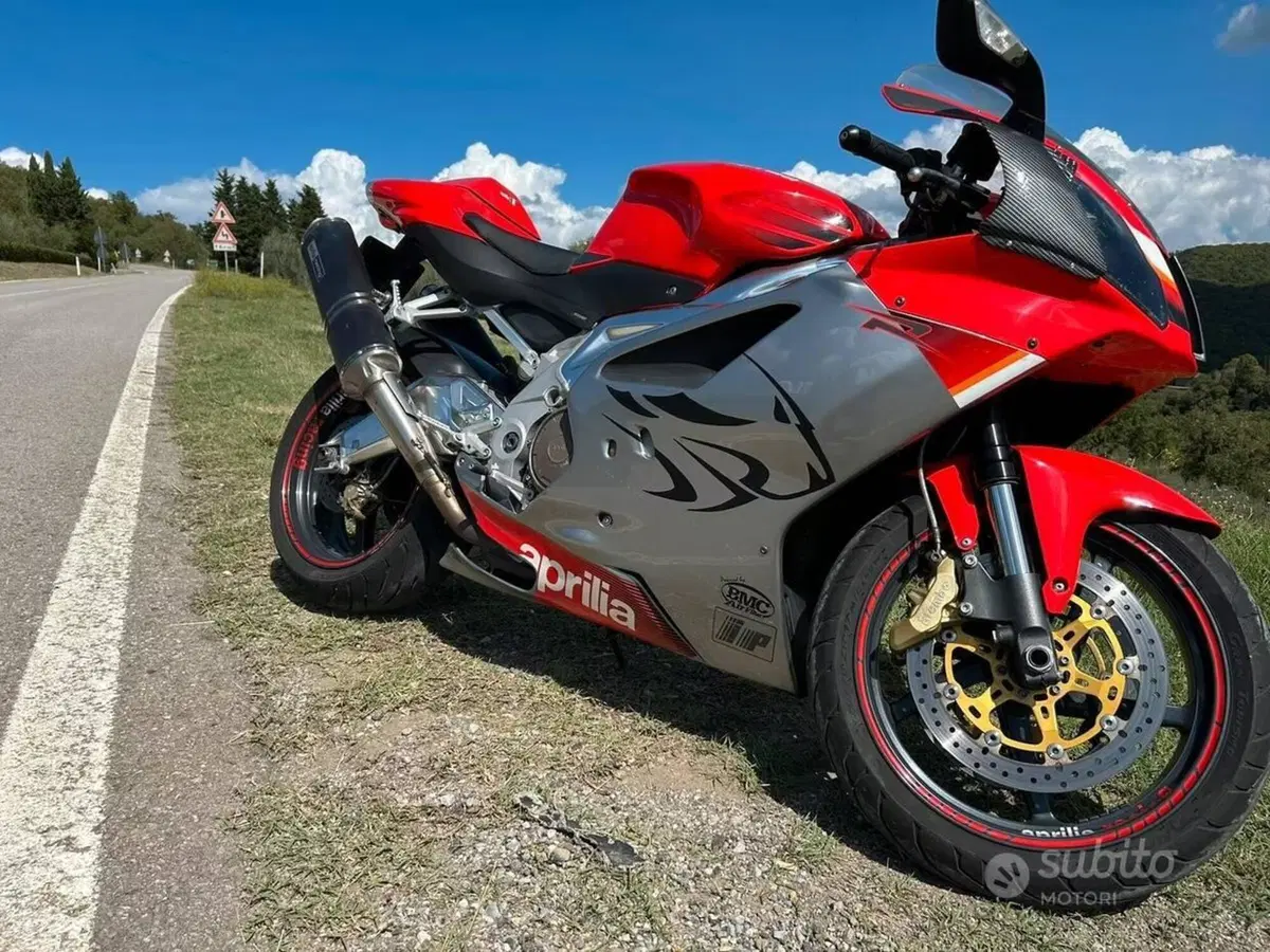 Aprilia RSV 1000 R (2004 - 05)