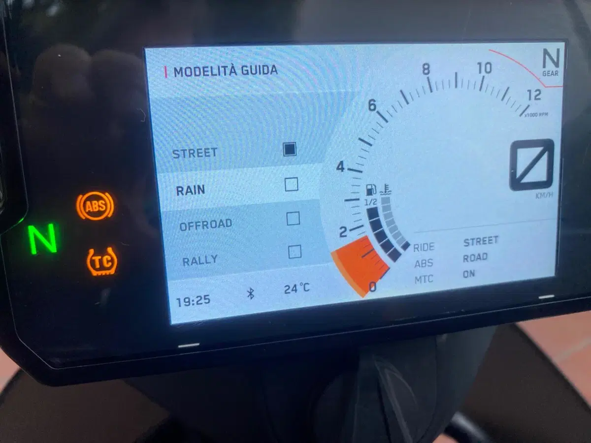 KTM 790 Adventure (2019 - 20) (8)