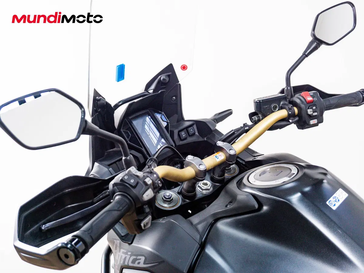 Honda Africa Twin CRF 1000L DCT (2018 - 19) (11)