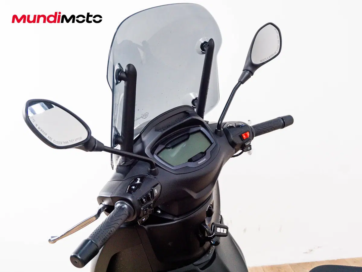 Piaggio Beverly 400 S (2025 - 26) (11)
