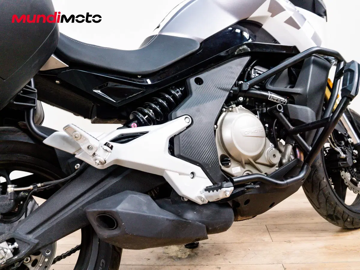 CFMOTO 650MT (2019 - 20) (4)