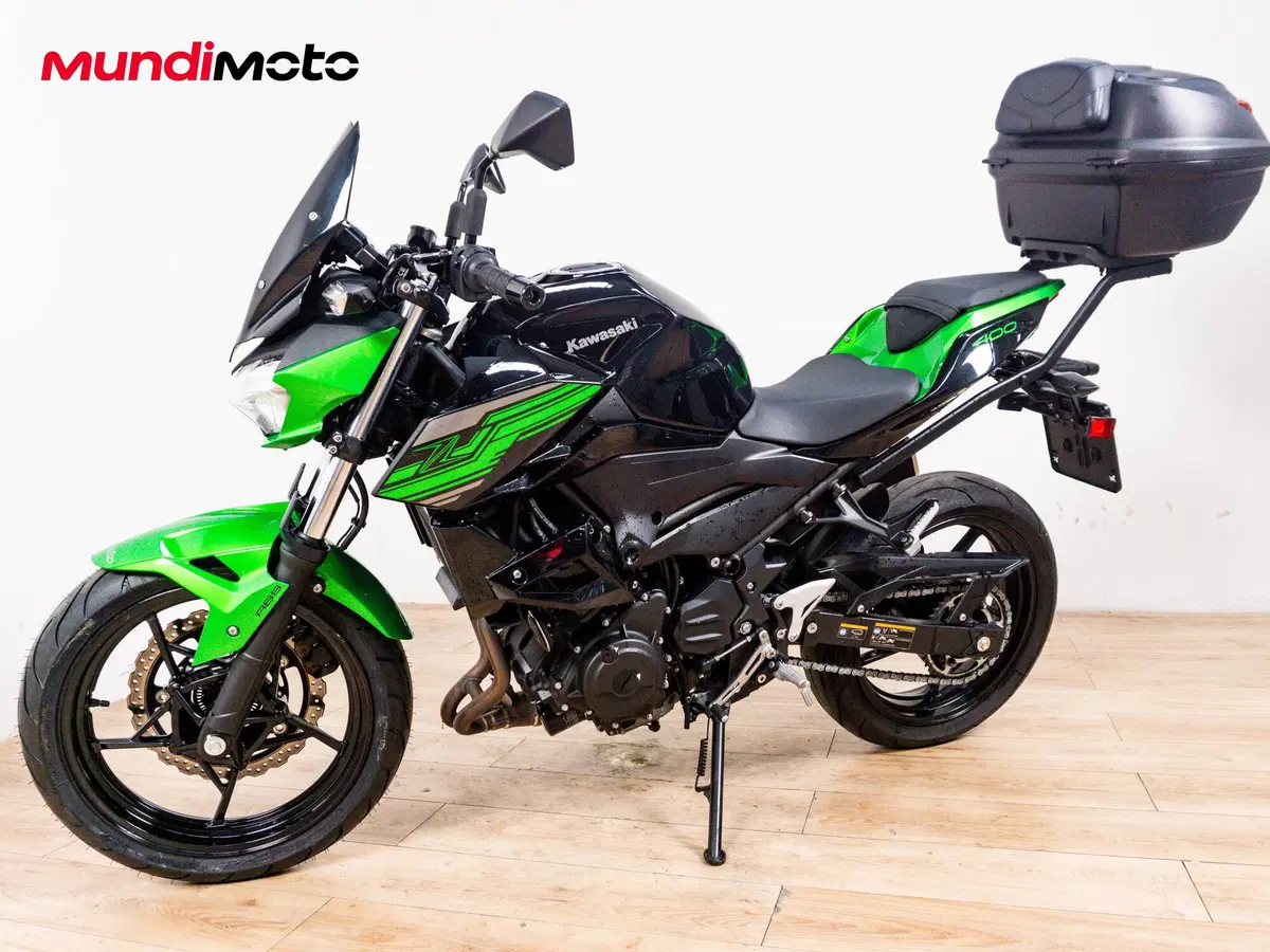 Kawasaki Z 400 (2023) (8)