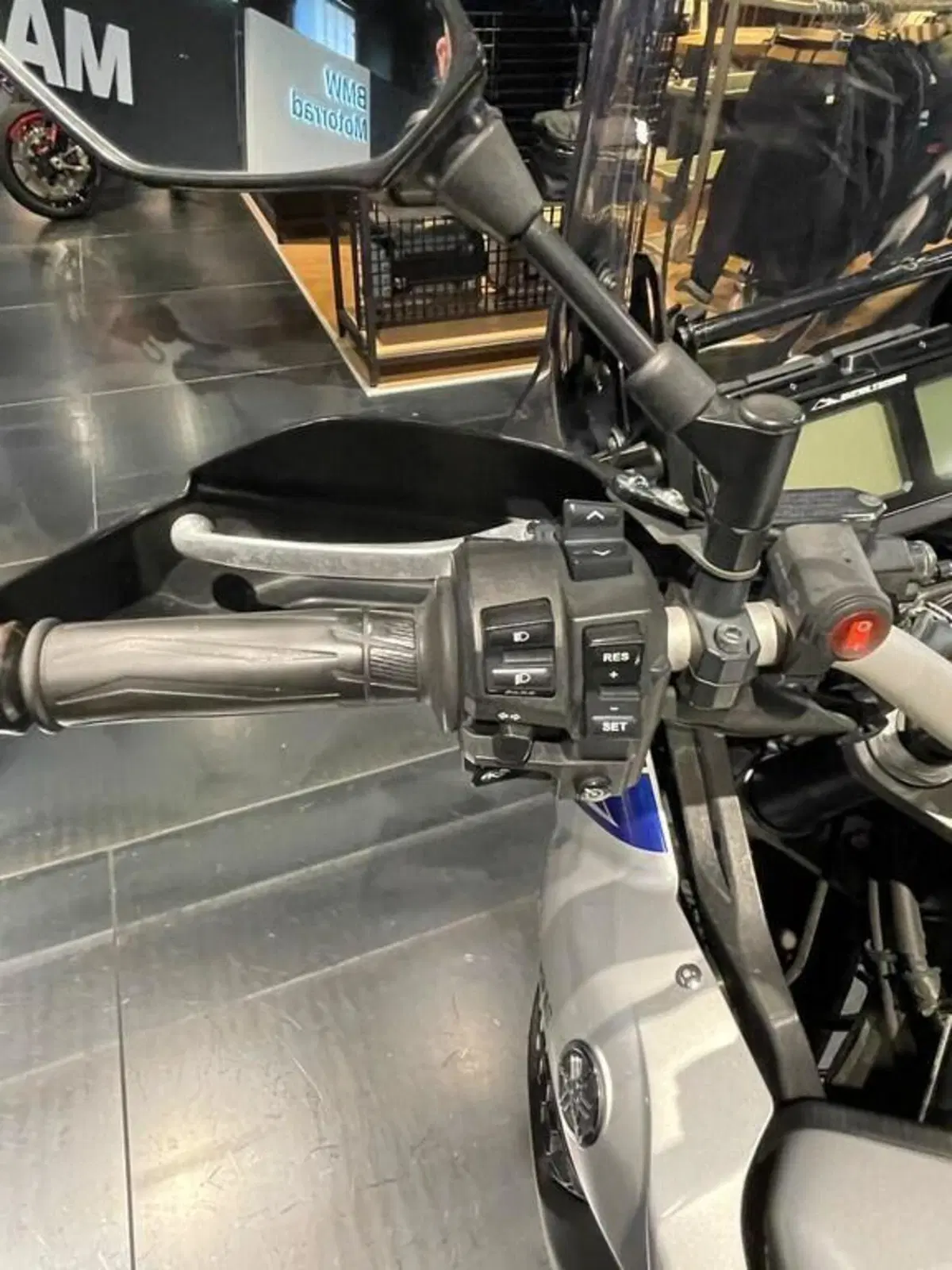 Yamaha XT1200Z Super Ténéré ABS (2015 - 16) (7)