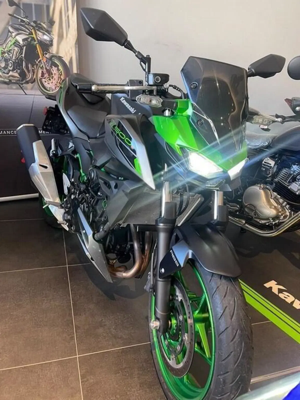 Kawasaki Z 500 SE (2024 - 27)
