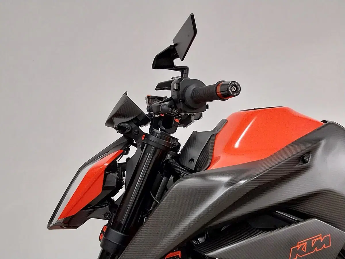 KTM 890 Duke GP (2022 - 23) (14)