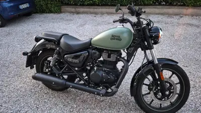 Royal Enfield Meteor 350 (2021 - 26) usata