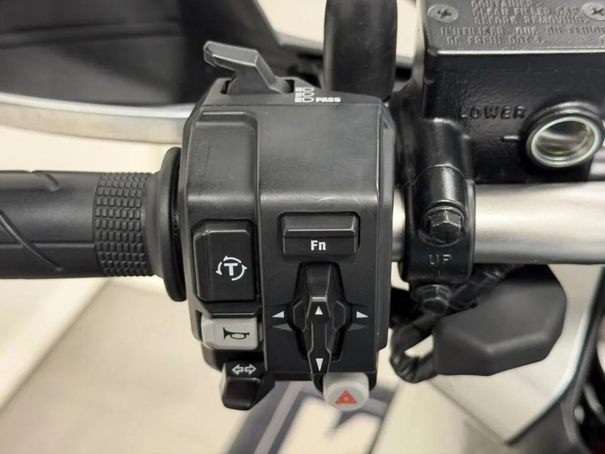 Honda ADV 350 (2022 - 24) (8)