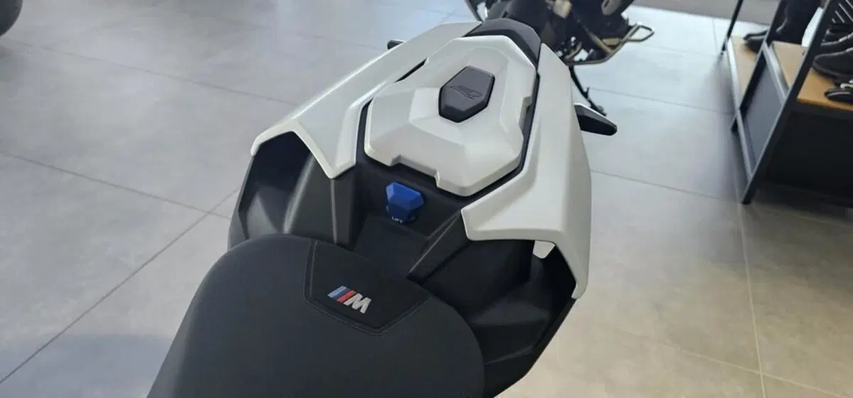Bmw M 1000 R (2025 - 27) (5)