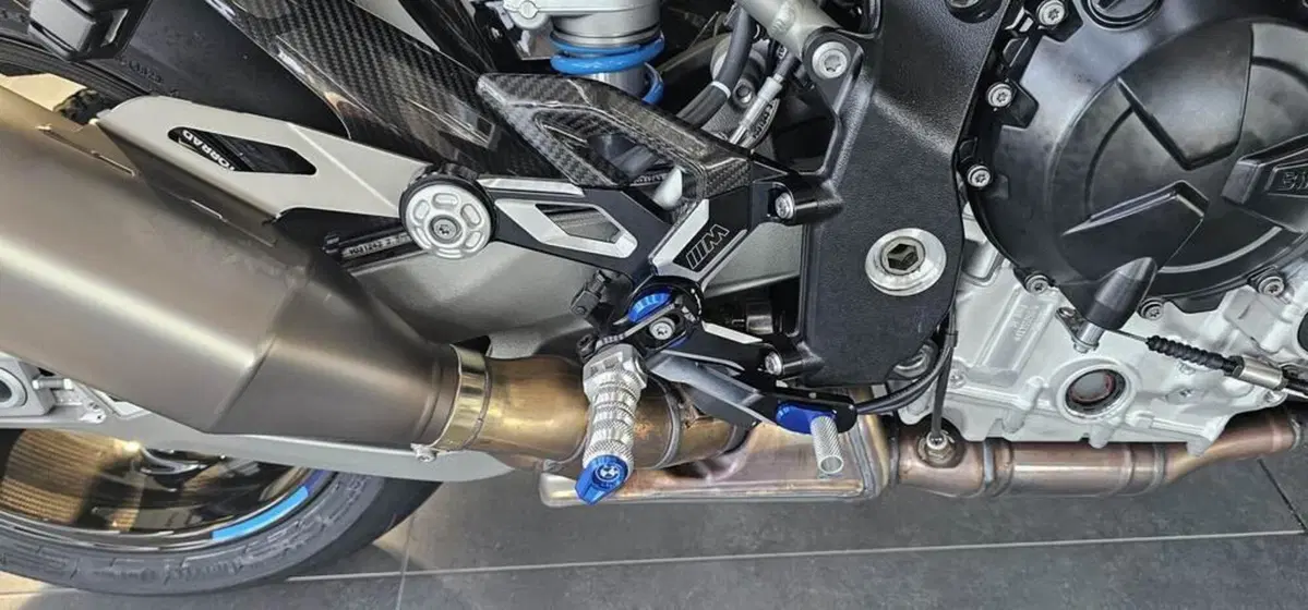 Bmw M 1000 R (2025 - 27) (8)