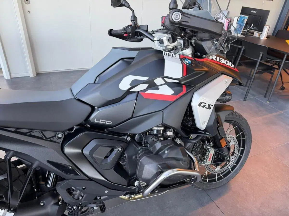 Bmw R 1300 GS (2023 - 26) (3)