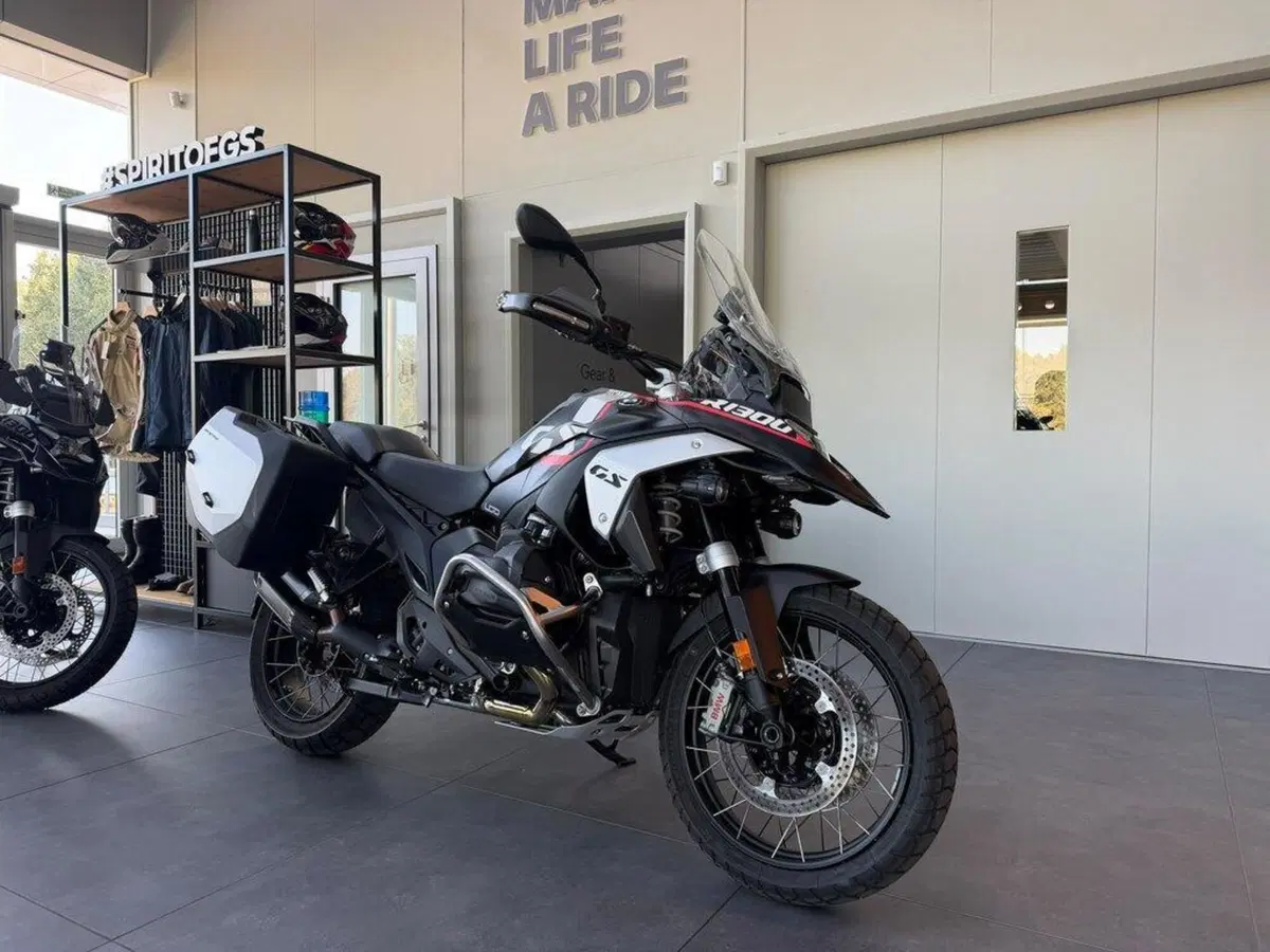 Bmw R 1300 GS (2023 - 26) (2)
