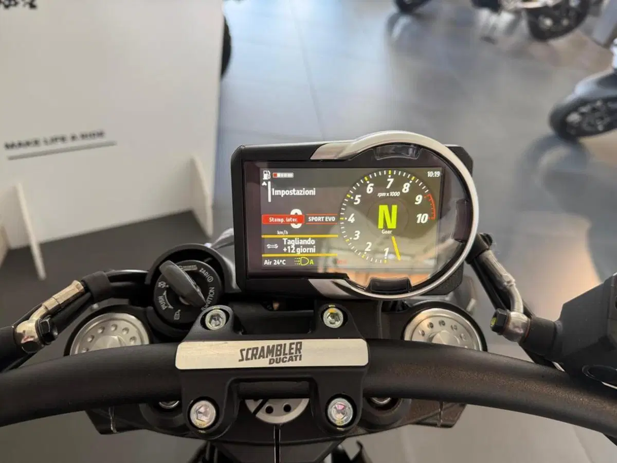 Ducati Scrambler 800 Nightshift (2023 - 24) (2)