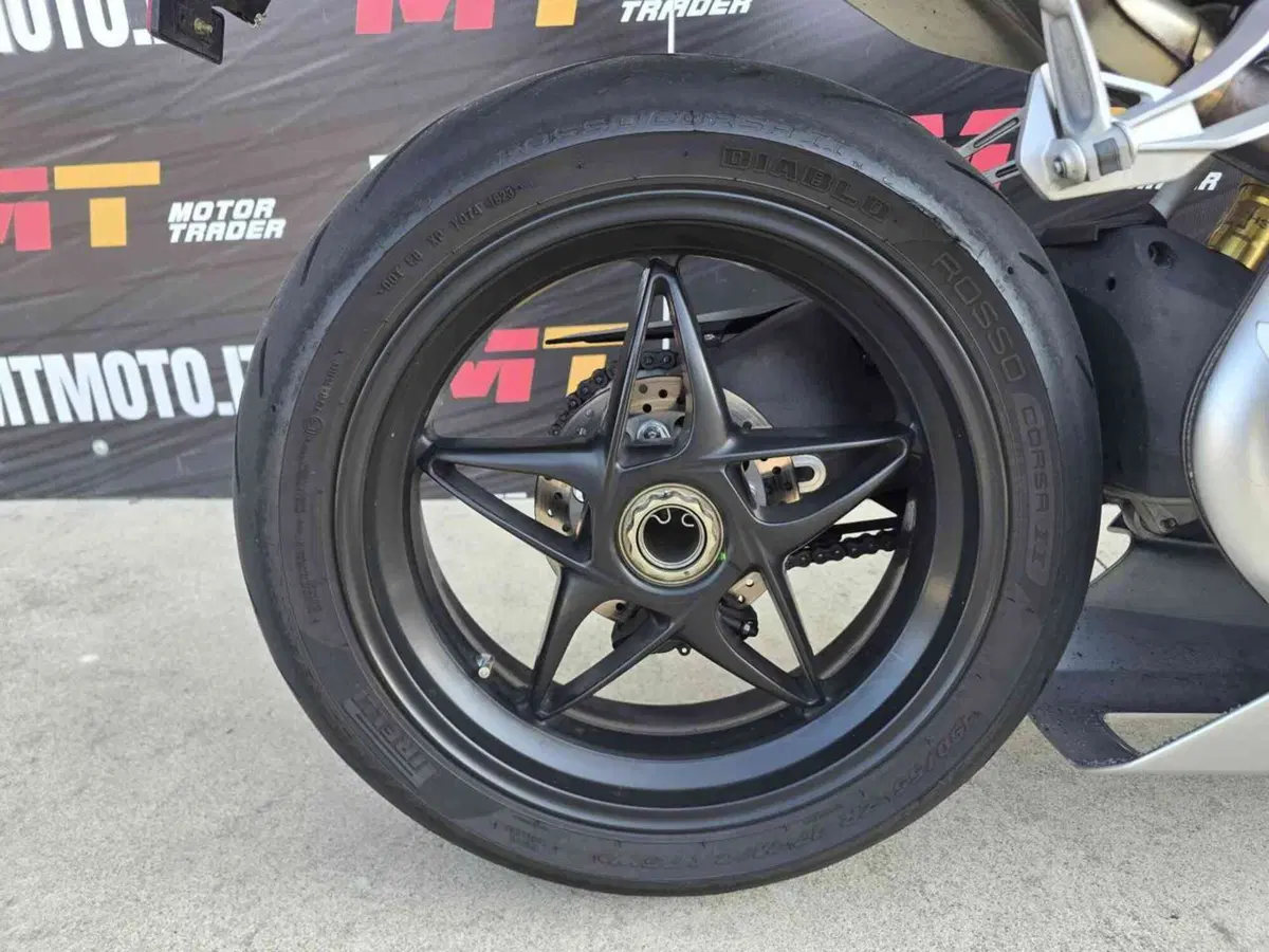 MV Agusta F4 1000 R (2011 - 15) (18)