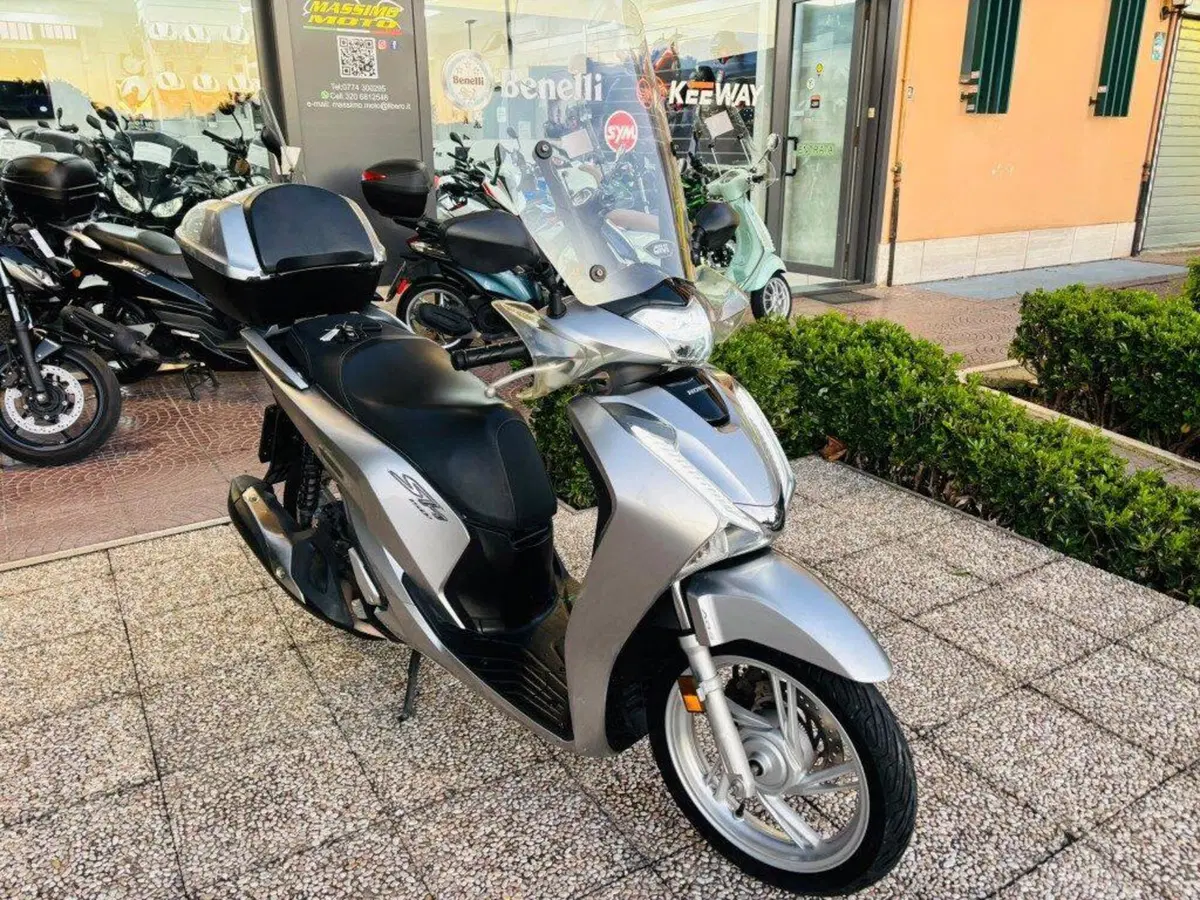 Honda SH 150i (2017 - 19) (4)