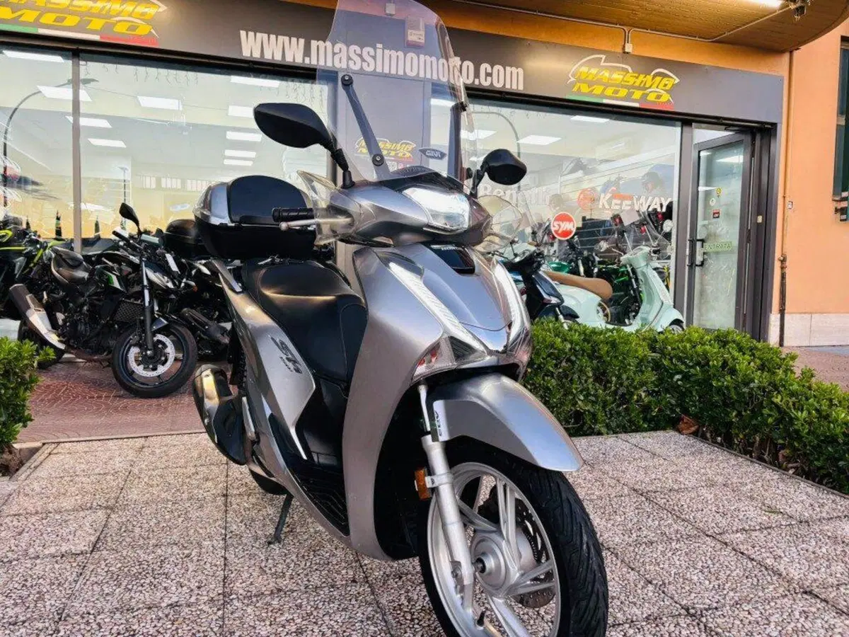 Honda SH 150i (2017 - 19) (8)