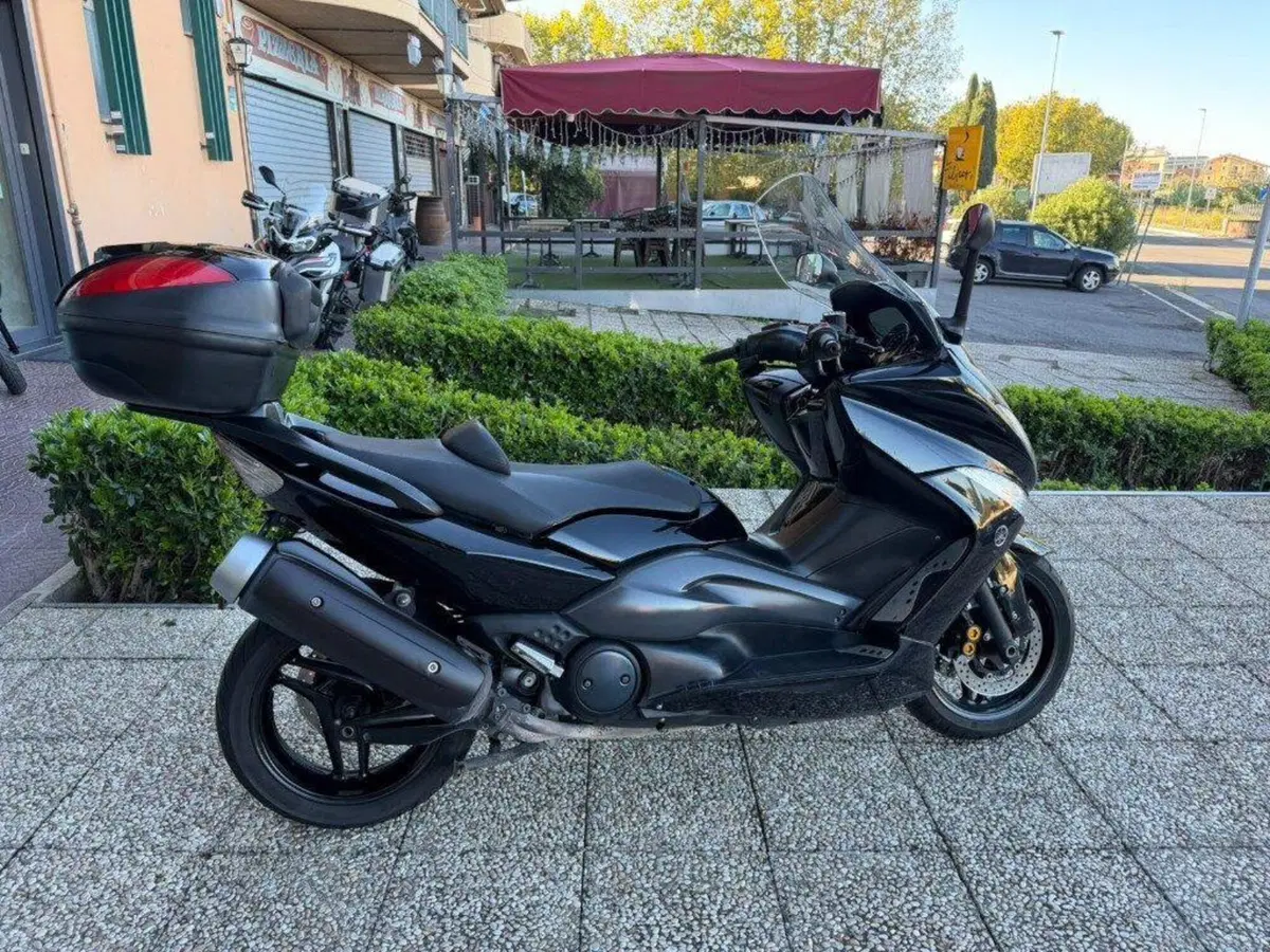 Yamaha T-Max 500 (2008 - 12) (5)