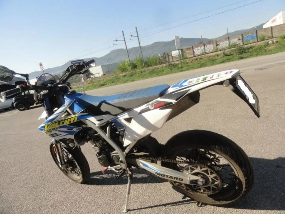 Valenti Racing SM 125 Z (2020 - 22) (6)