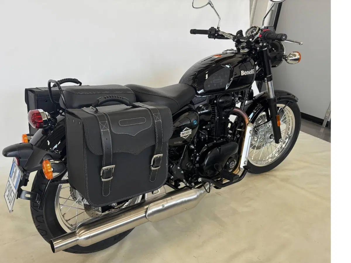 Benelli Imperiale 400 (2021 - 25) (4)