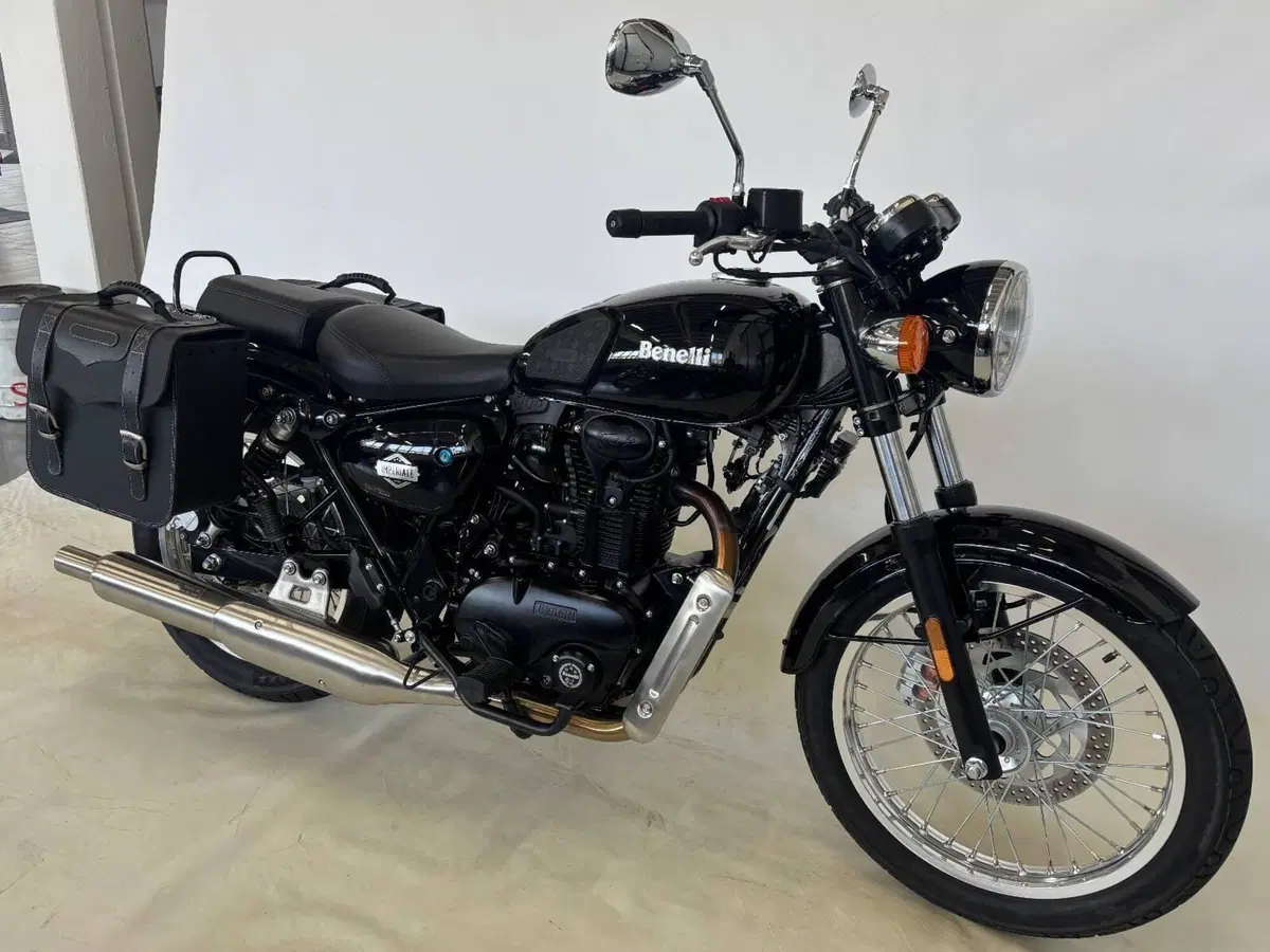 Benelli Imperiale 400 (2021 - 25) (5)