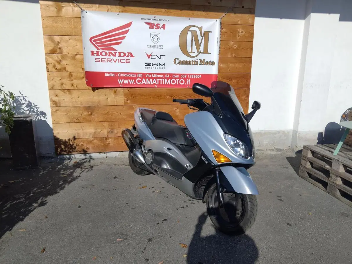 Yamaha T-Max 500 (2001 - 03) (4)