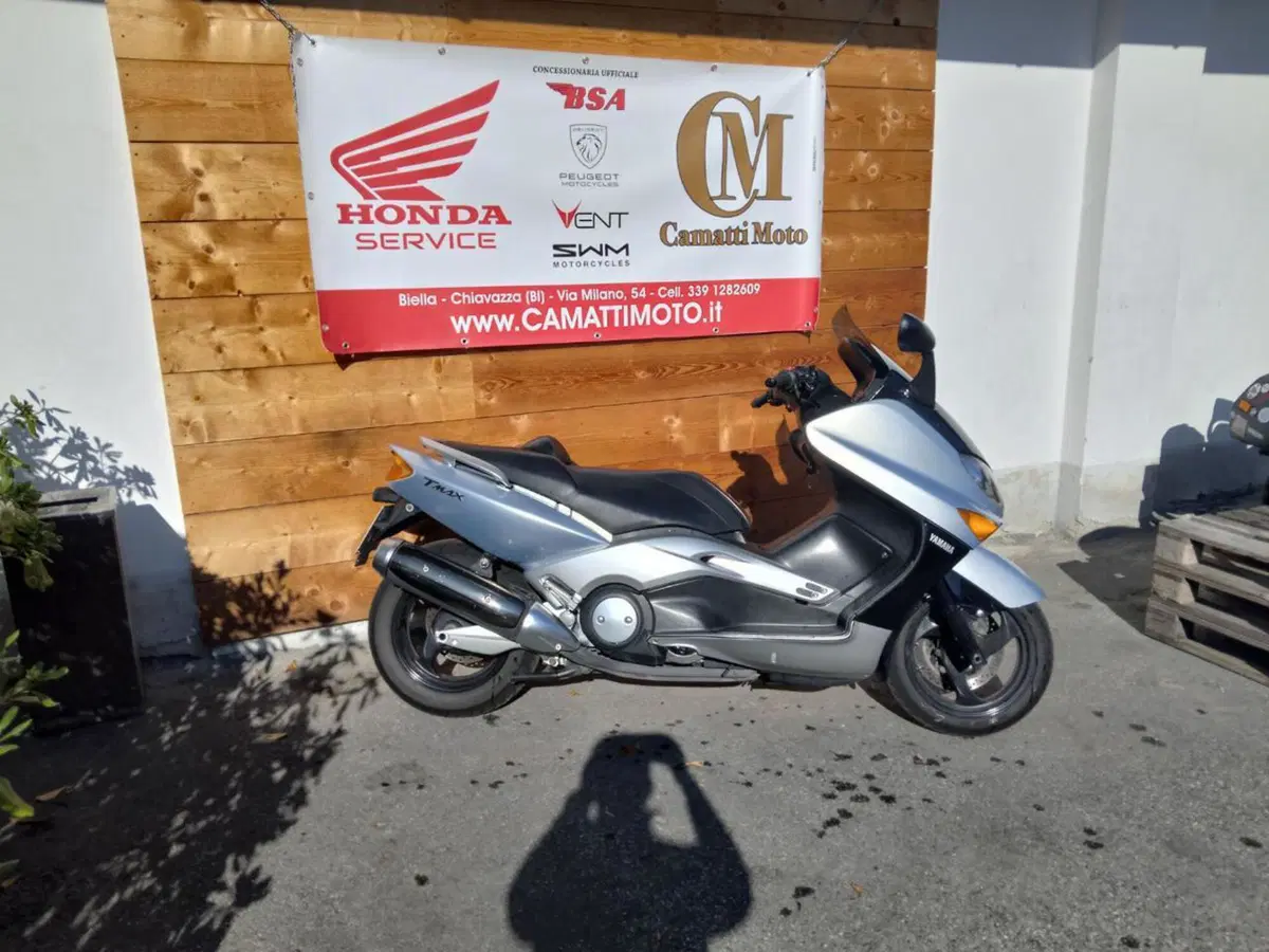 Yamaha T-Max 500 (2001 - 03) (5)