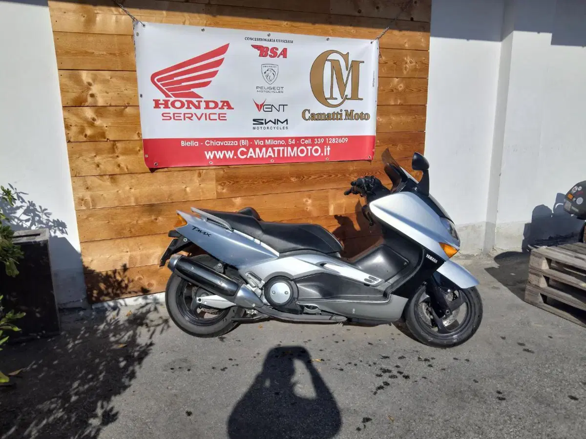 Yamaha T-Max 500 (2001 - 03) (6)