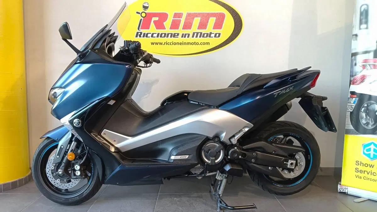 Yamaha T-Max 530 DX (2017 - 19) (4)