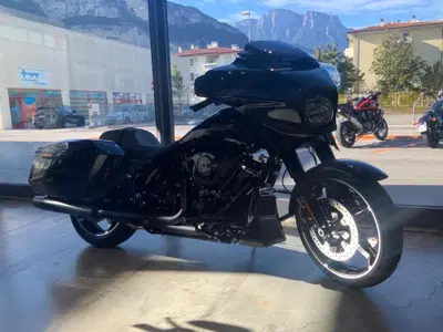 Harley-Davidson Street Glide (2024 - 26) nuova