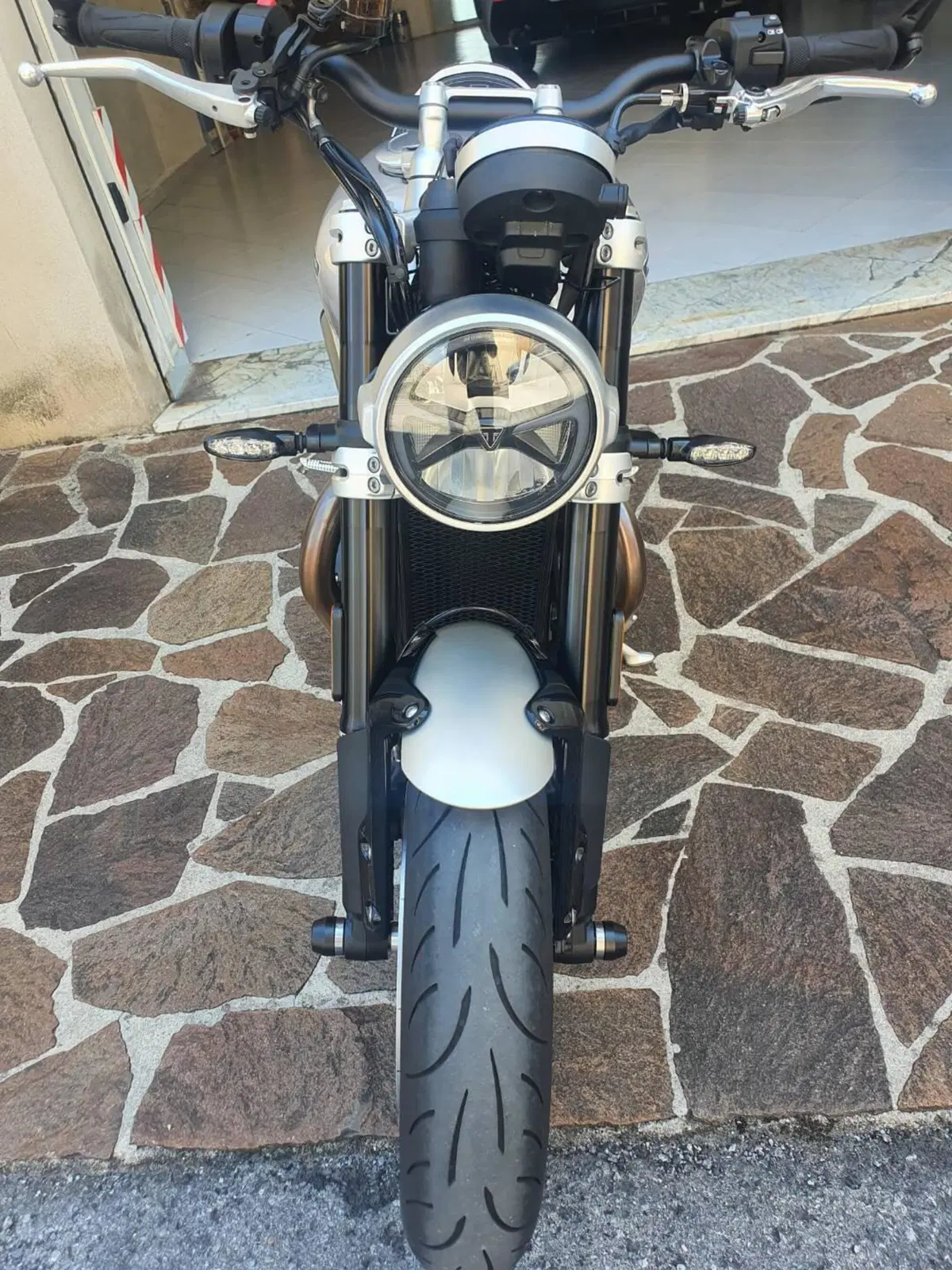 Triumph Speed Twin 1200 (2025 - 26) (3)