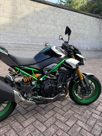 Kawasaki Z 900 SE (2025 - 27) usata