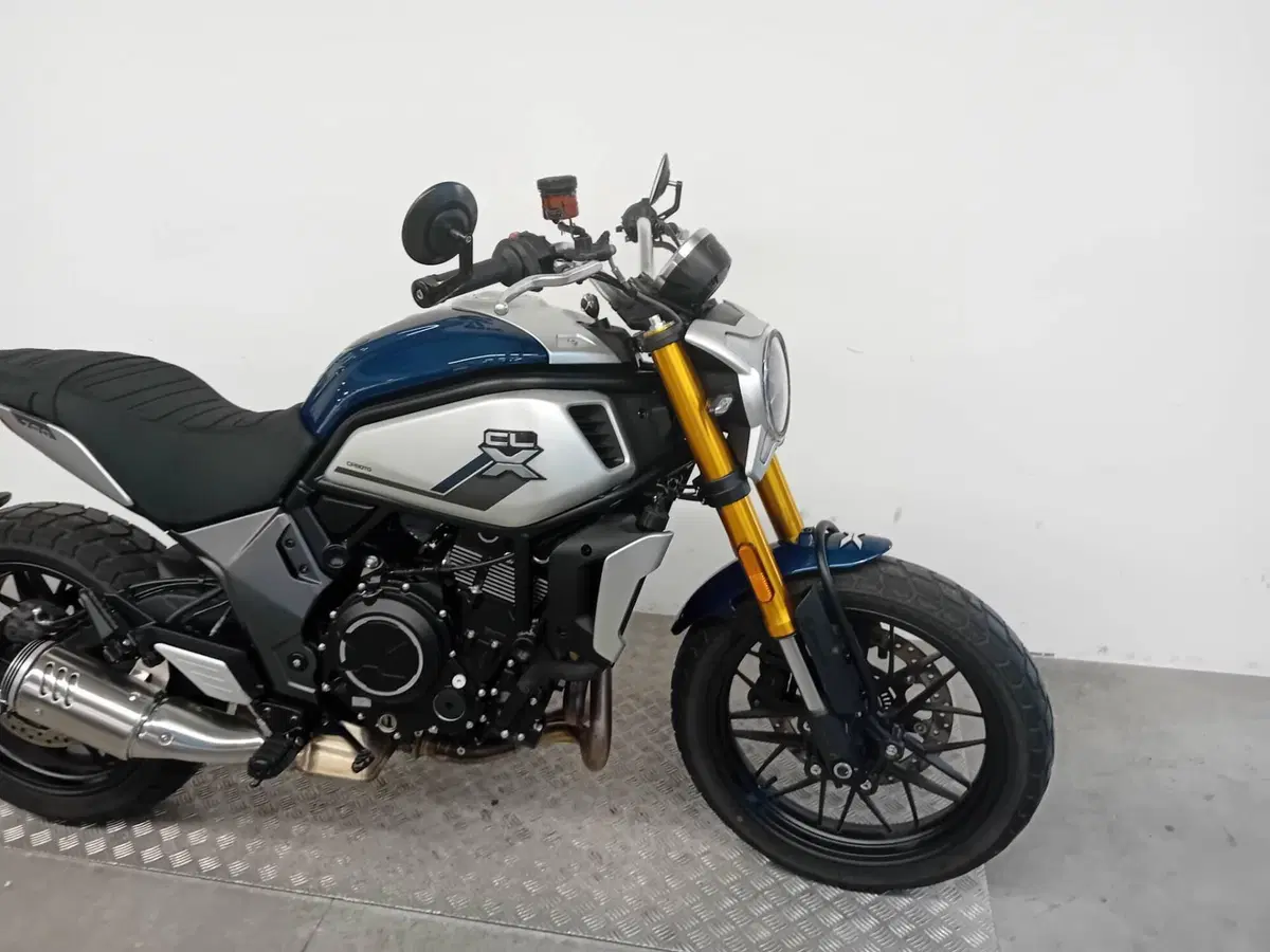CFMOTO 700CL-X Heritage (2021 - 26) (7)