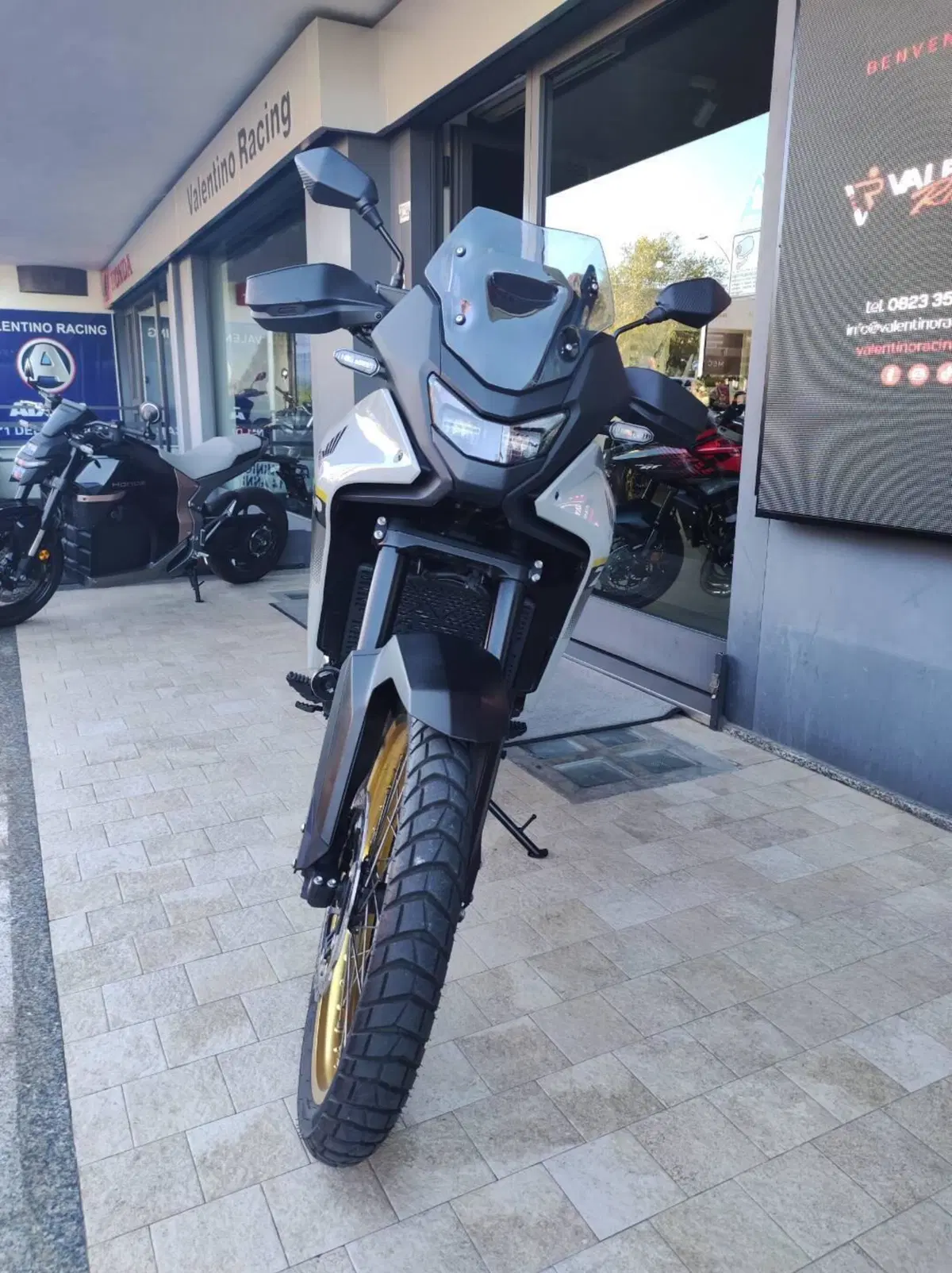 Honda Transalp XL750 (2025) (2)