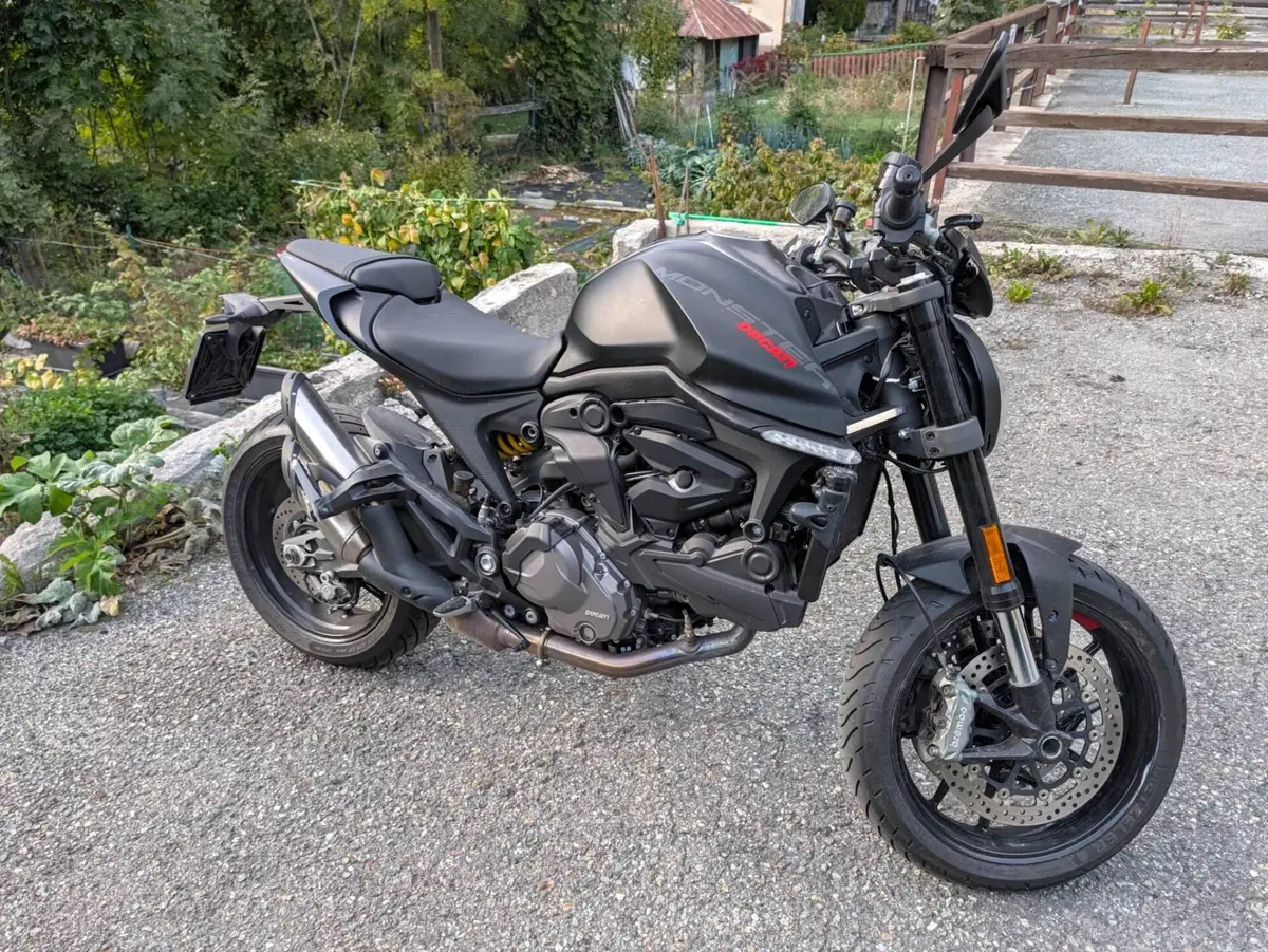 Ducati Monster 937 (2021 - 25) (4)