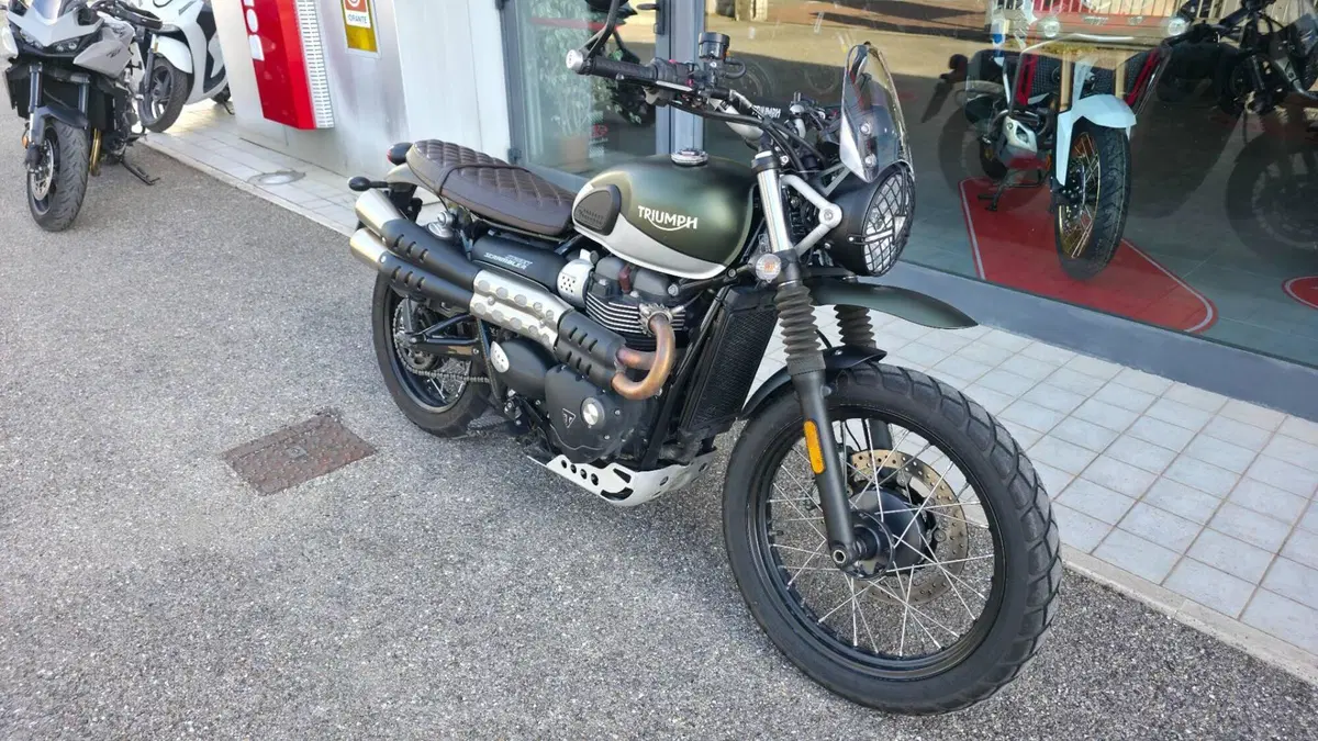 Triumph Street Scrambler 900 (2019 - 20) (2)