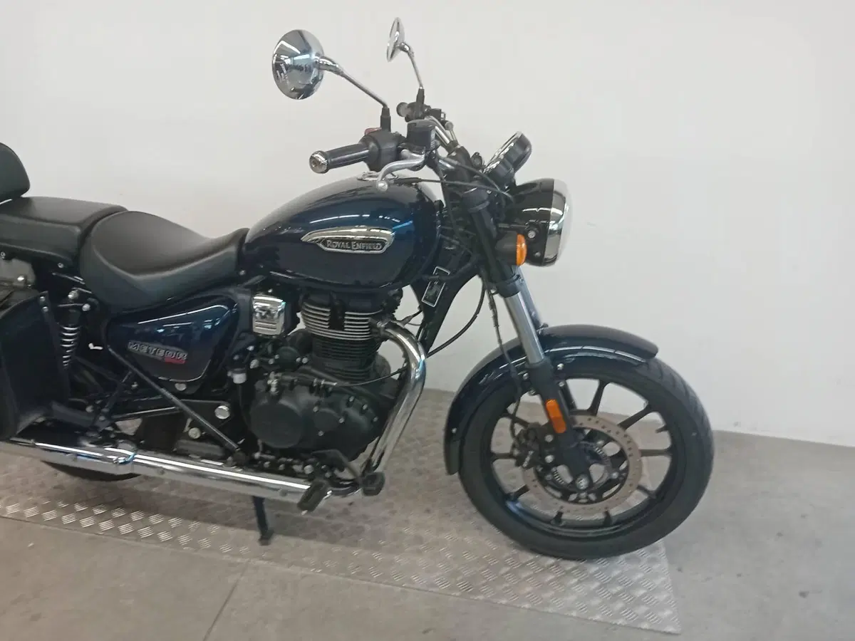 Royal Enfield Meteor 350 (2021 - 26) (7)
