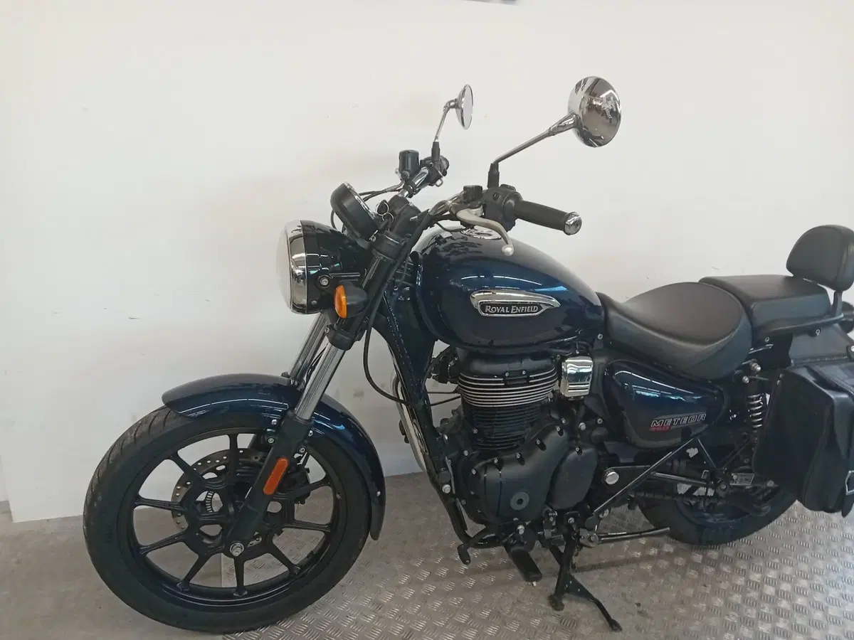 Royal Enfield Meteor 350 (2021 - 26) (4)