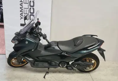 Yamaha T-Max 560 Tech Max (2022 - 24) usata
