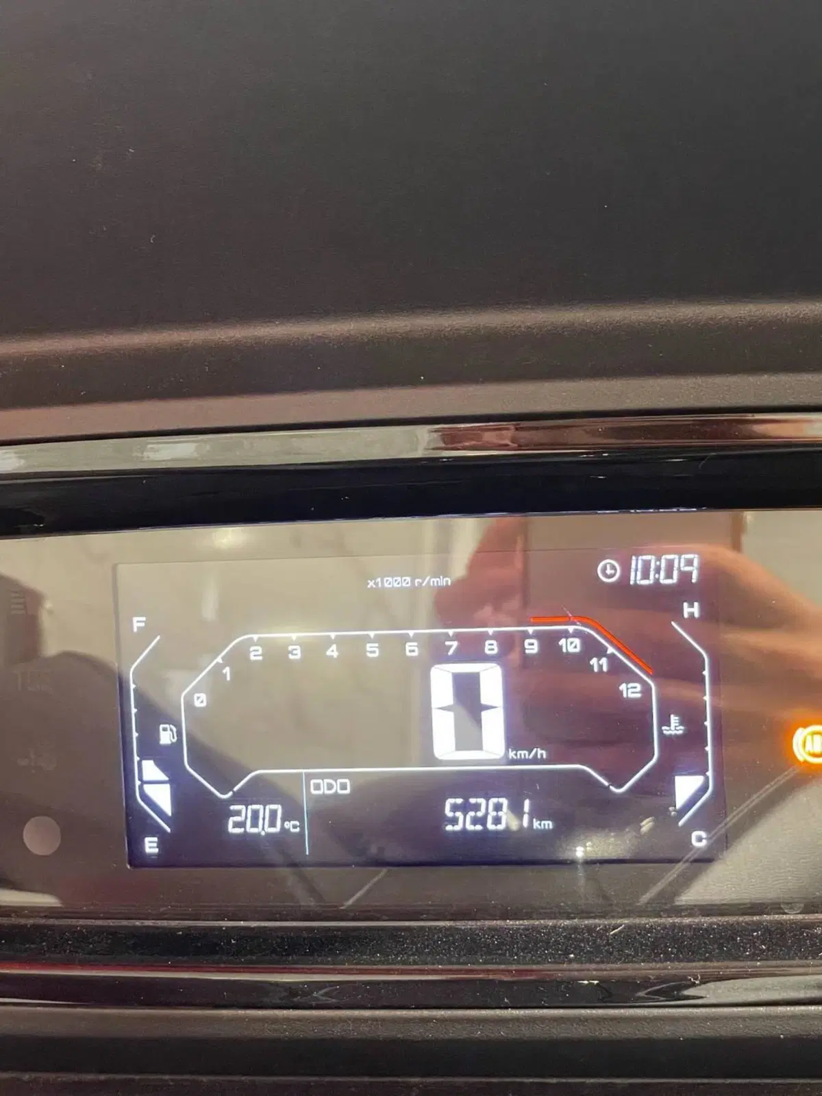 Yamaha X-Max 300 (2025 - 26) (6)