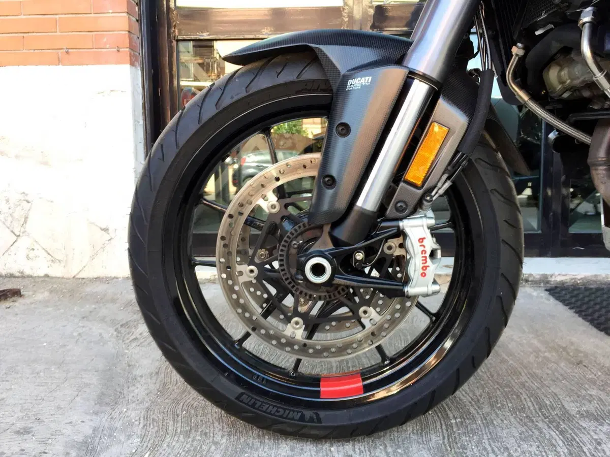 Ducati Multistrada V4 S (2021 - 24) (17)