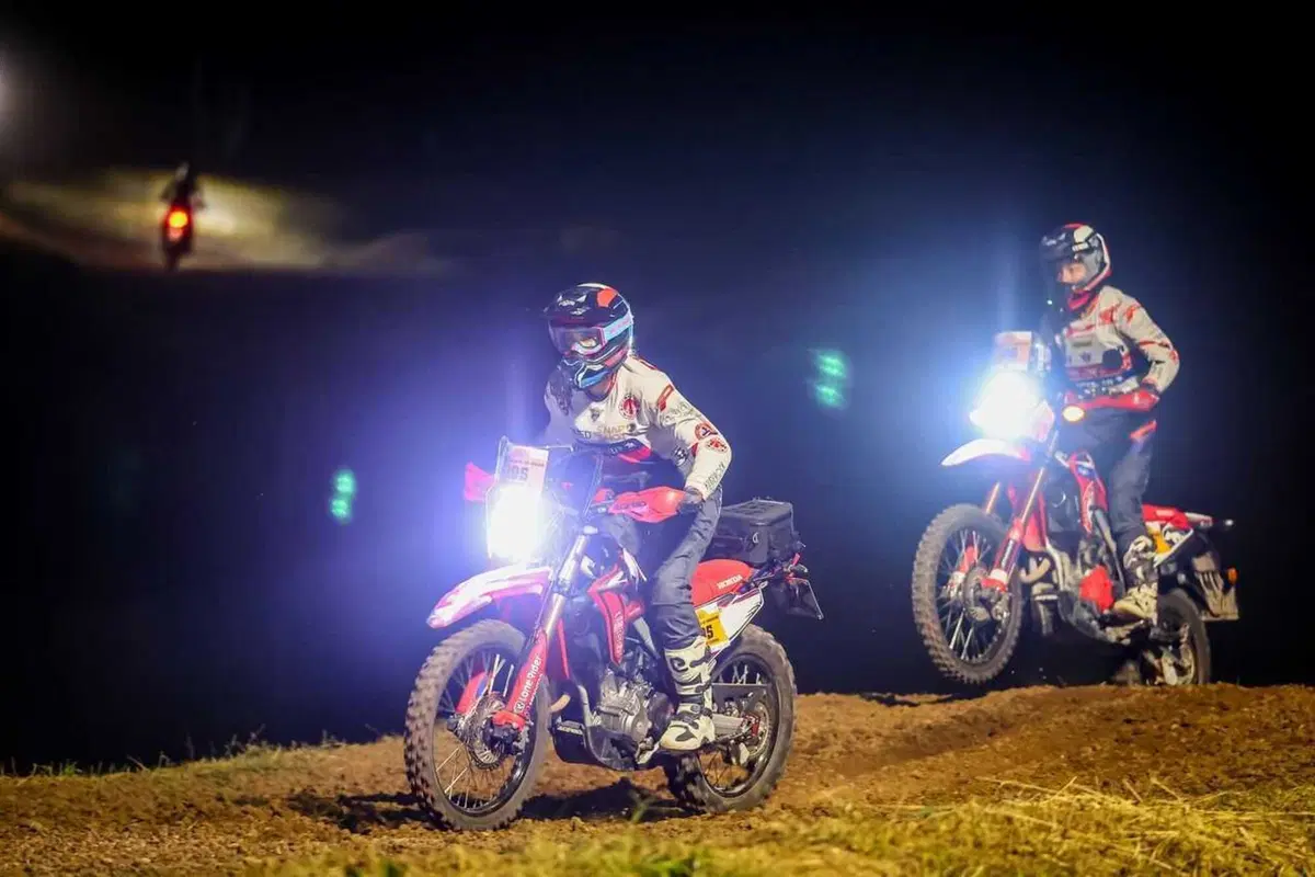 Dal Tacco al Tassello: le ragazze sfidano lo Swank Rally di Sardegna  [GALLERY] (2)