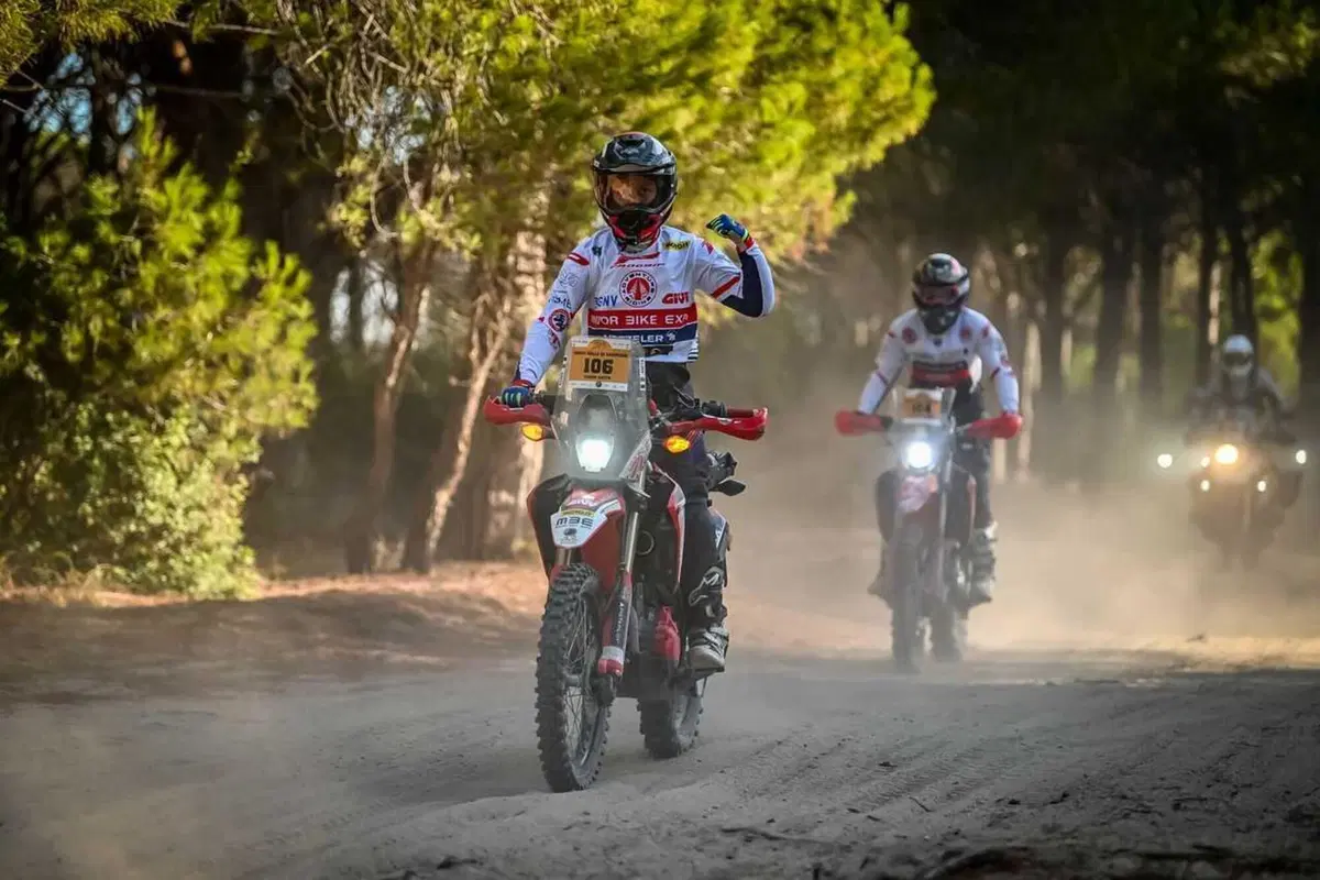Dal Tacco al Tassello: le ragazze sfidano lo Swank Rally di Sardegna  [GALLERY] (8)