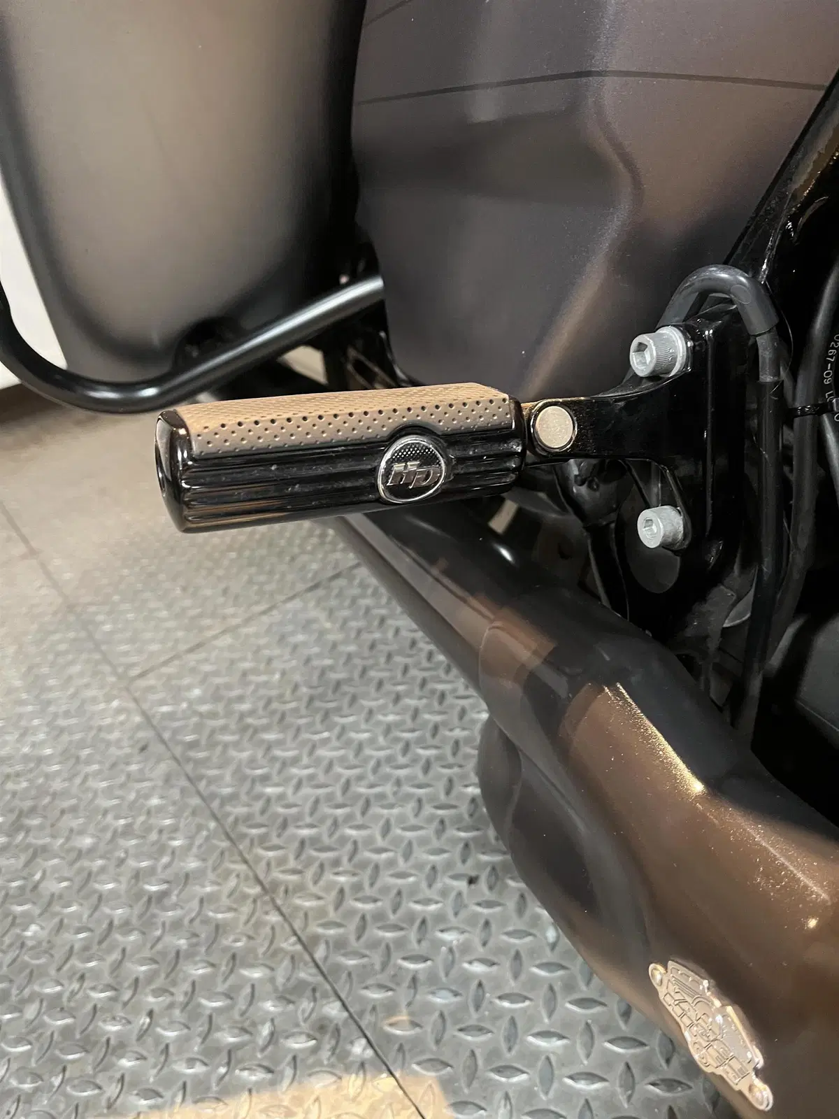 Harley-Davidson 1690 Street Glide Special (2014 - 16) - FLHX (8)