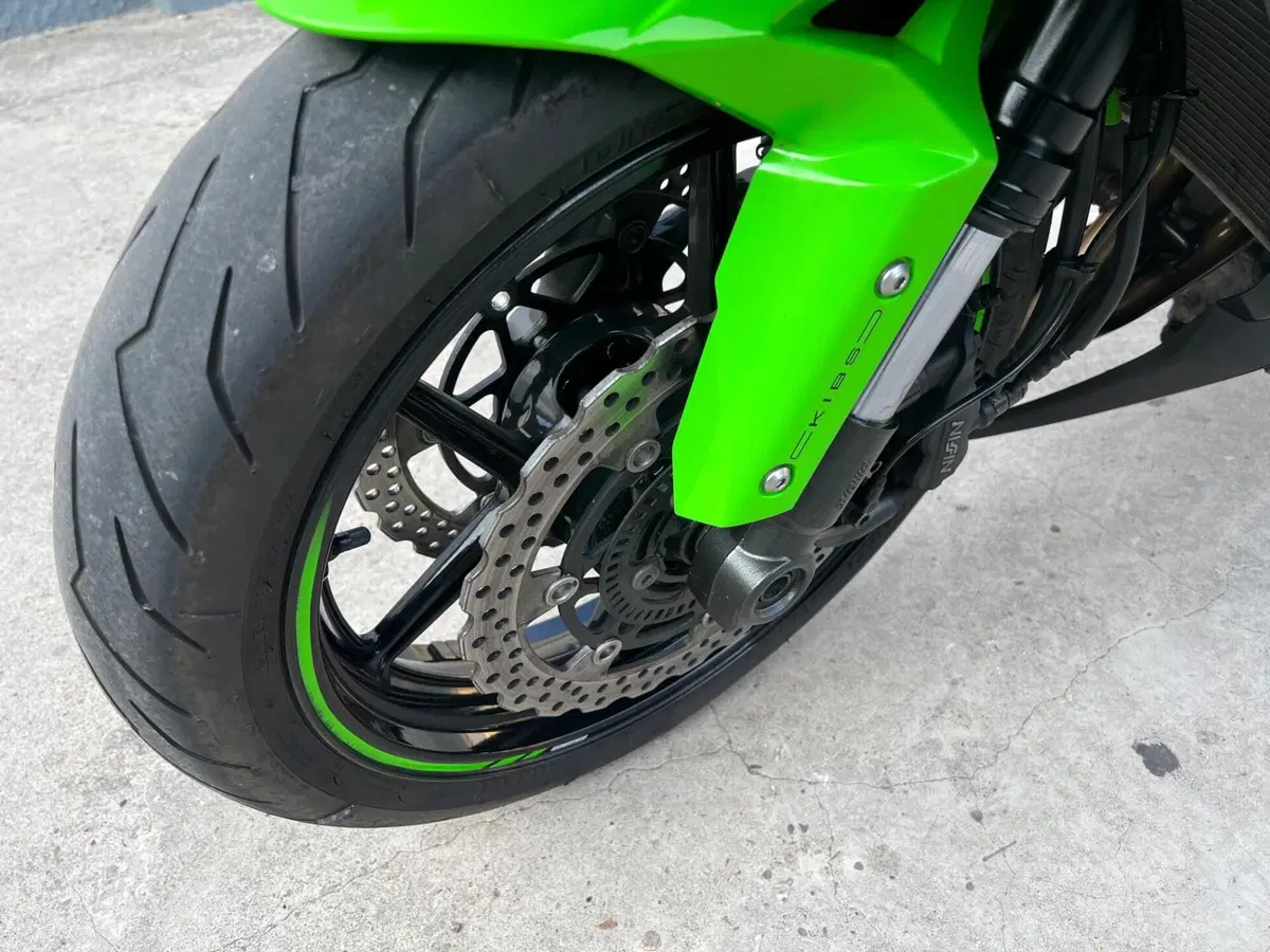 Kawasaki Ninja 636 ZX-6R KRT (2019 - 20) (19)